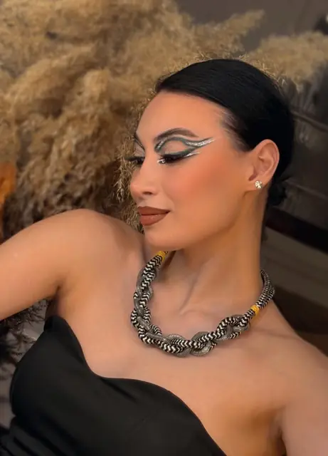 მაკიაჟი და ვარცხნილობა — SANLE Beauty Salon, თბილისი