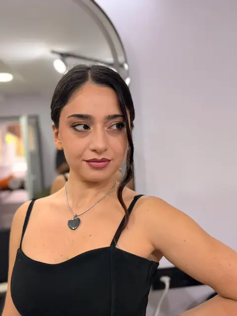 მაკიაჟი და ვარცხნილობა — SANLE Beauty Salon, თბილისი