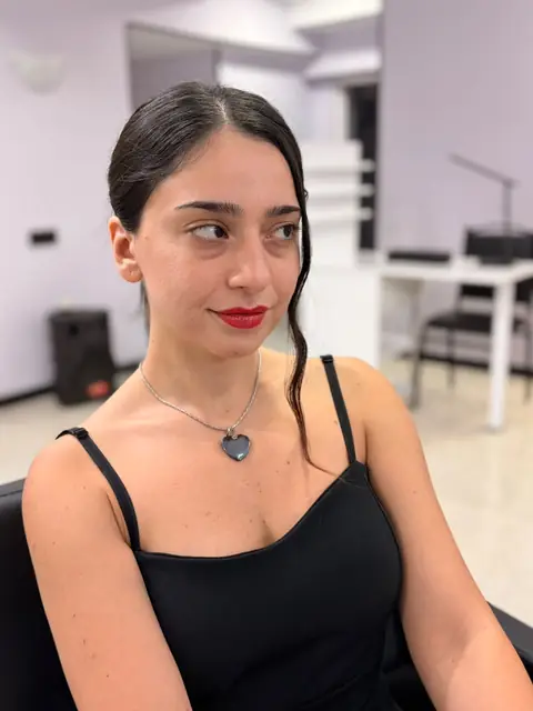 მაკიაჟი და ვარცხნილობა — SANLE Beauty Salon, თბილისი