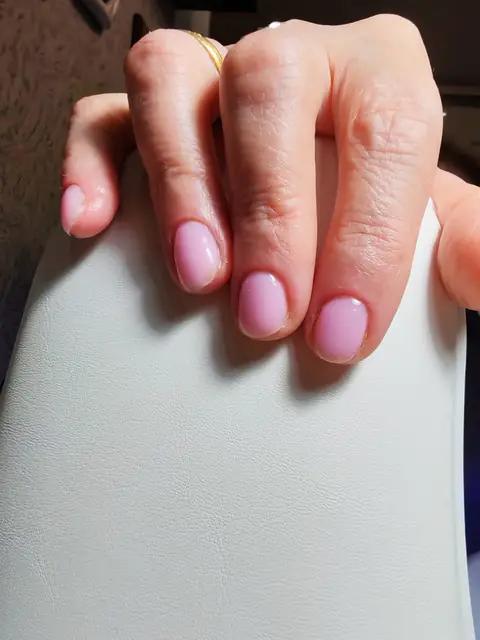 მანიკური — SANLE Beauty Salon, თბილისი